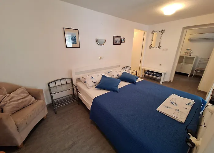 Apartment With Terace