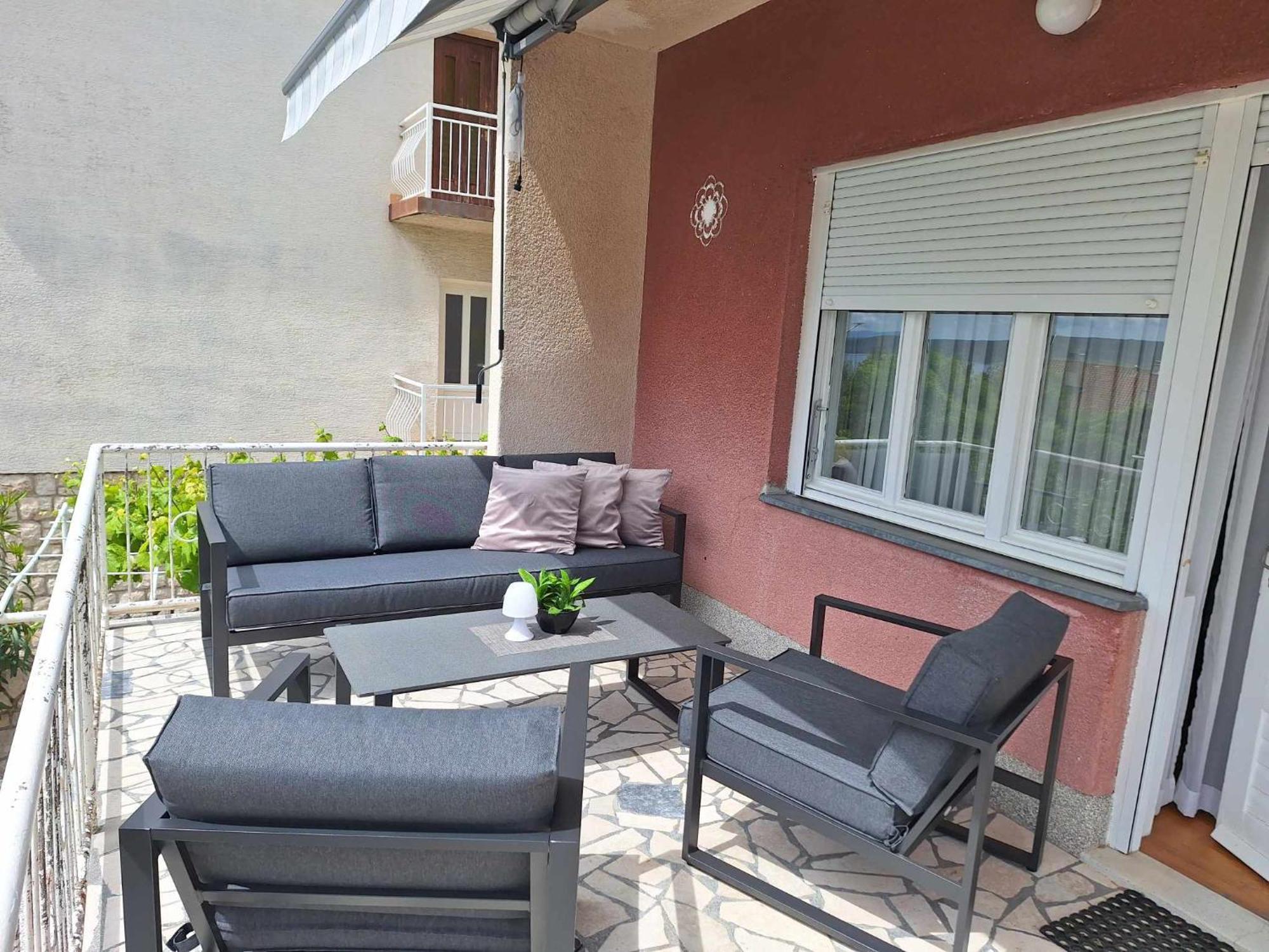 Apartment With Terace