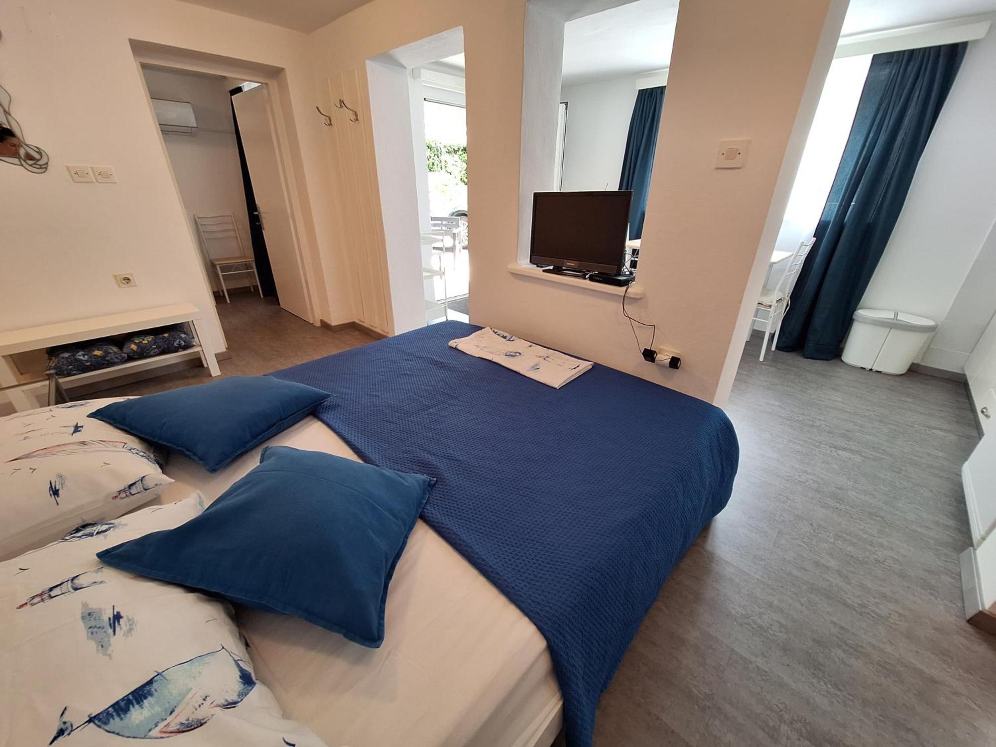 With Terace Apartment *