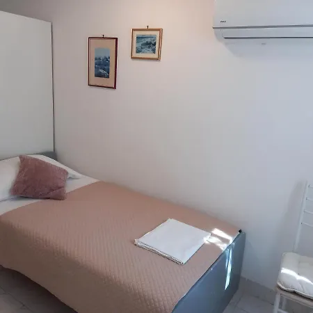 Apartment With Terace Crikvenica Exterior photo