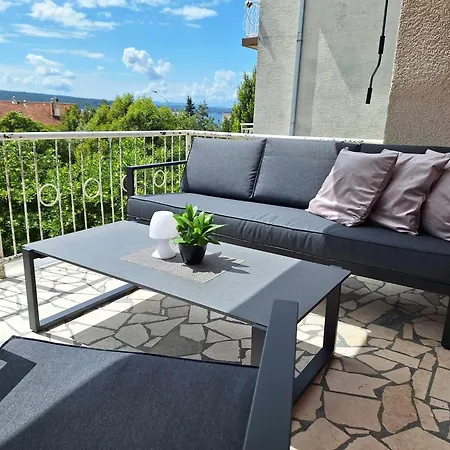 Apartment With Terace Crikvenica Exterior photo
