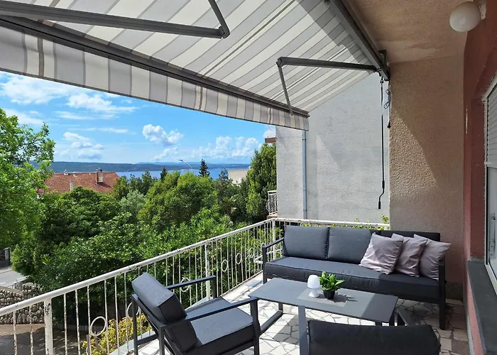 Apartment With Terace
