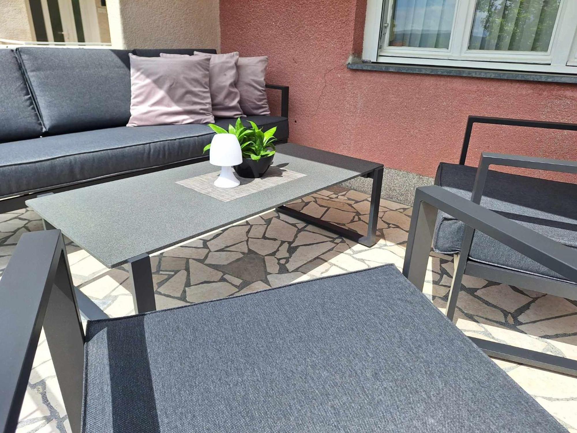 Apartment With Terace