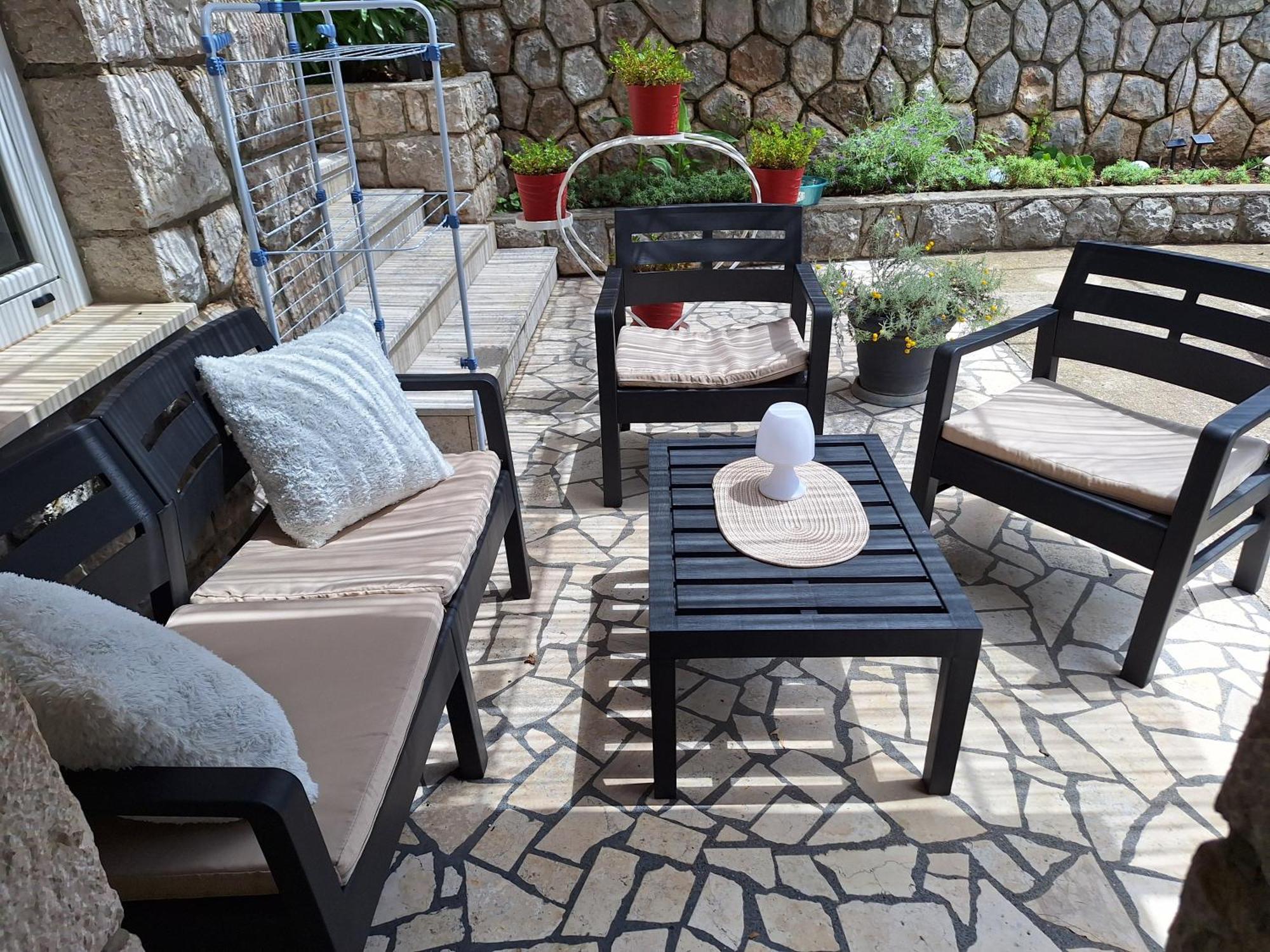 Apartment With Terace